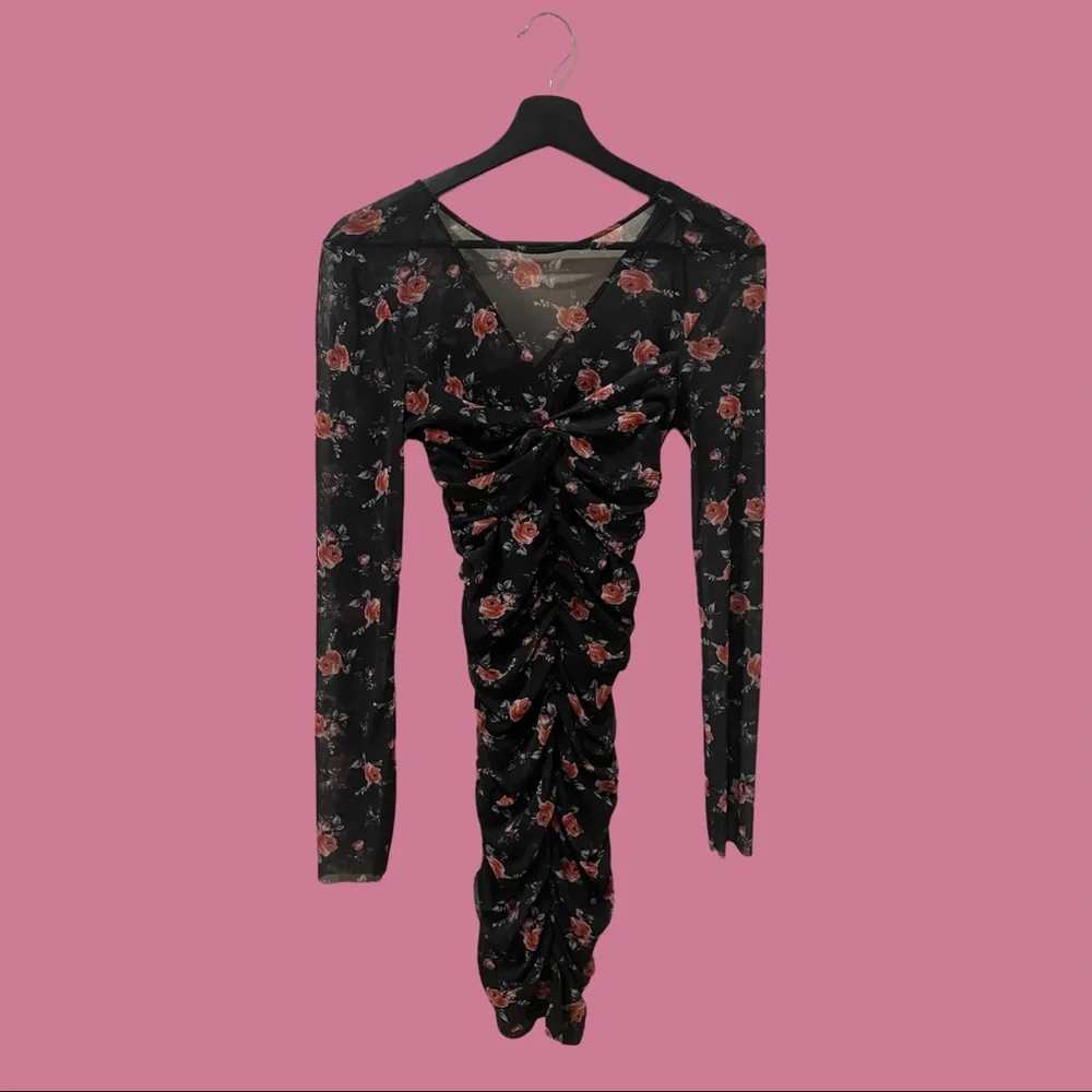 Zara floral dress - Picture 3 of 5
